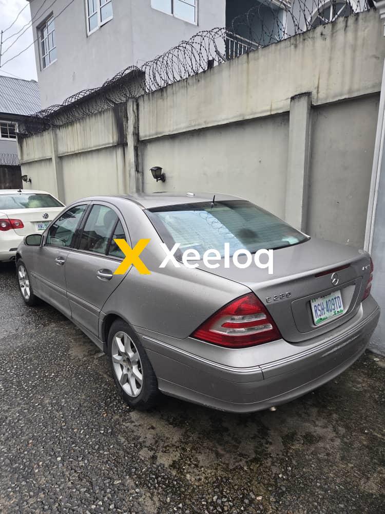 Mercedes Benz - c280